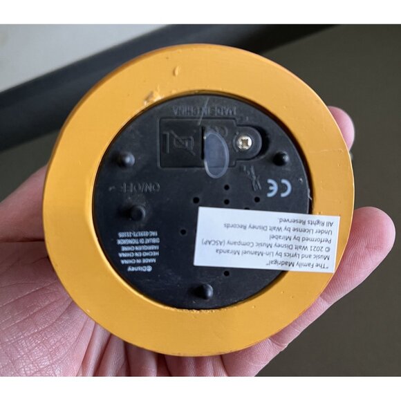 Disney: NWT Encanto Mirabel Sketchbook Singing Magic Ornament - Picture 5 of 5